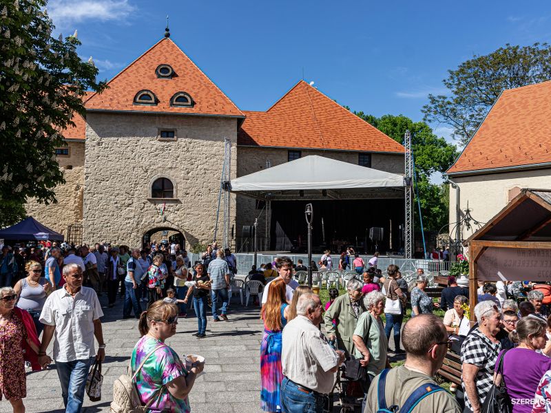 Színes programok a szerencsi majálison