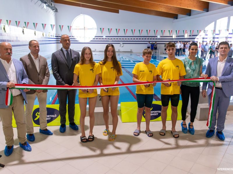 A nyitás alkalmából a helyi lakosokat számos kedvezménnyel várják. A megnyitón bejelentették, hogy a