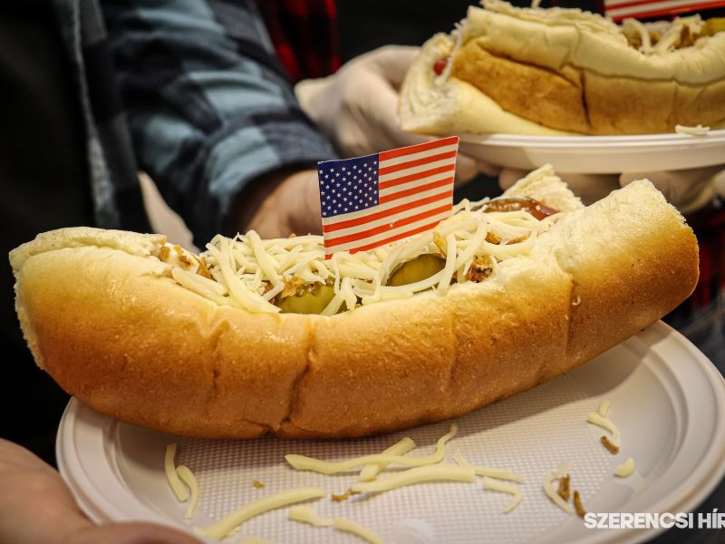 Amerikai stílusú hot-dog